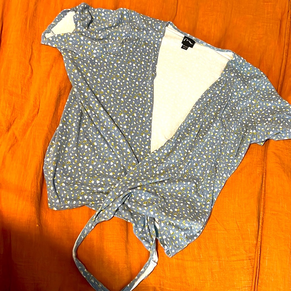 Target tie top